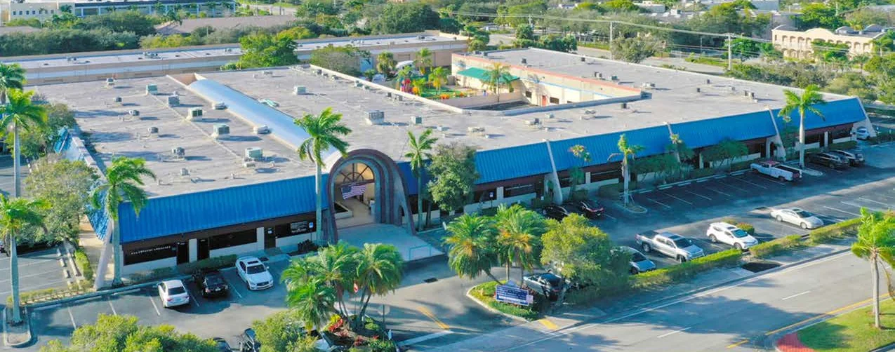 Courtyard Business Center