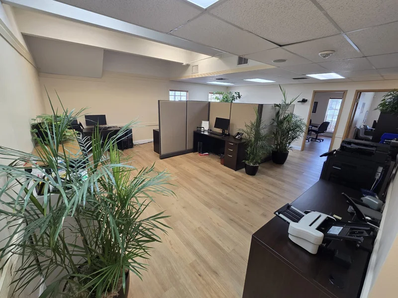 7777 N University Drive, Unit 101S — 5